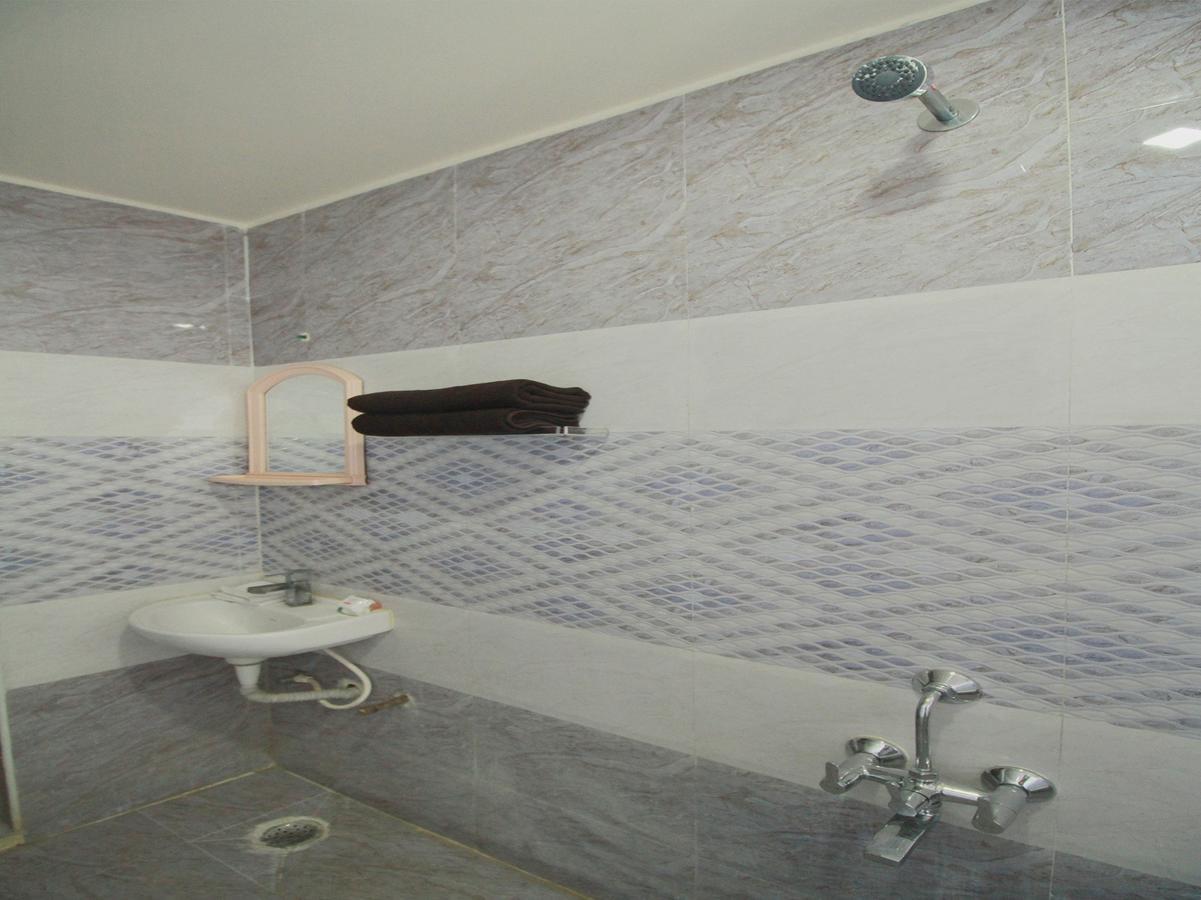 Oyo 11489 Pkn Classic Regency มทุราย ภายนอก รูปภาพ