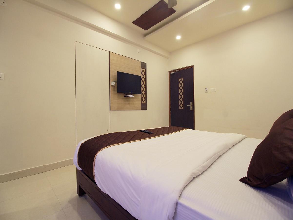 Oyo 11489 Pkn Classic Regency มทุราย ภายนอก รูปภาพ